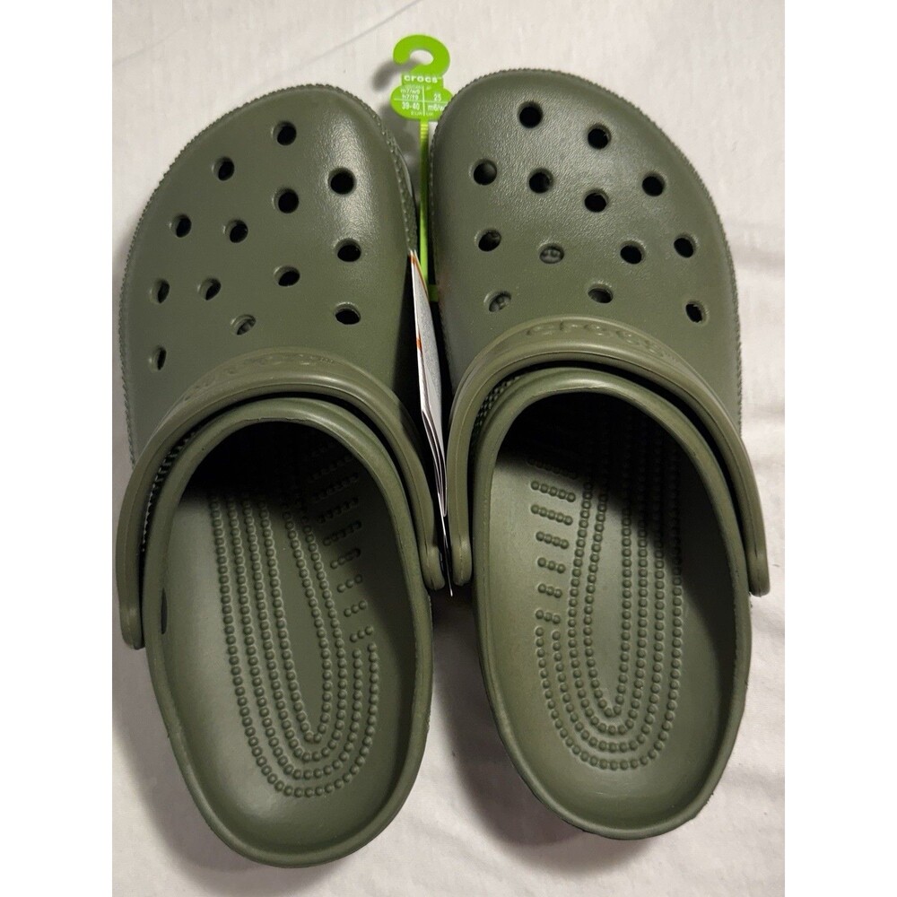 NEW NWT CROCS Classic Clog Mens size 7 Womens Size 9 Green slip ons  Unisex